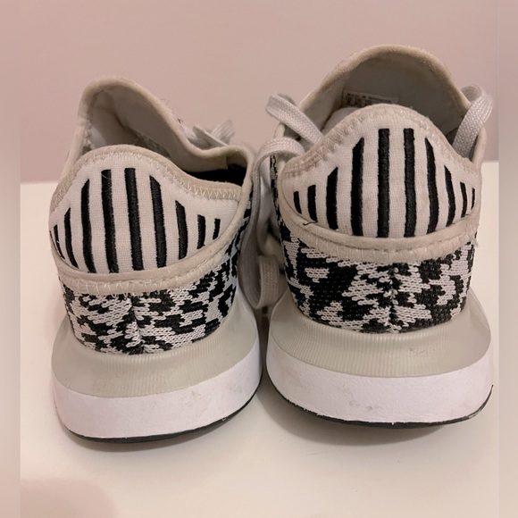 Adidas Swift Run X Sneaker Leopard Size 8 - Picture 4 of 5